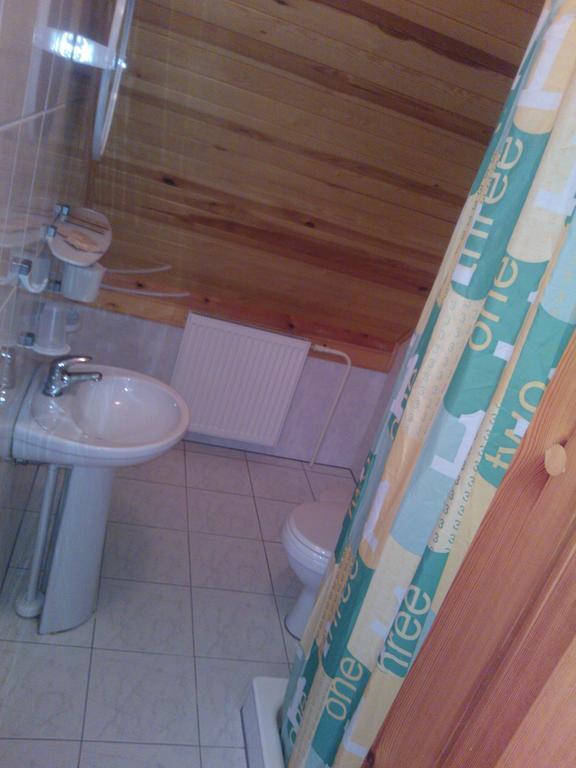 Hotel Zirini Kolka Habitación foto